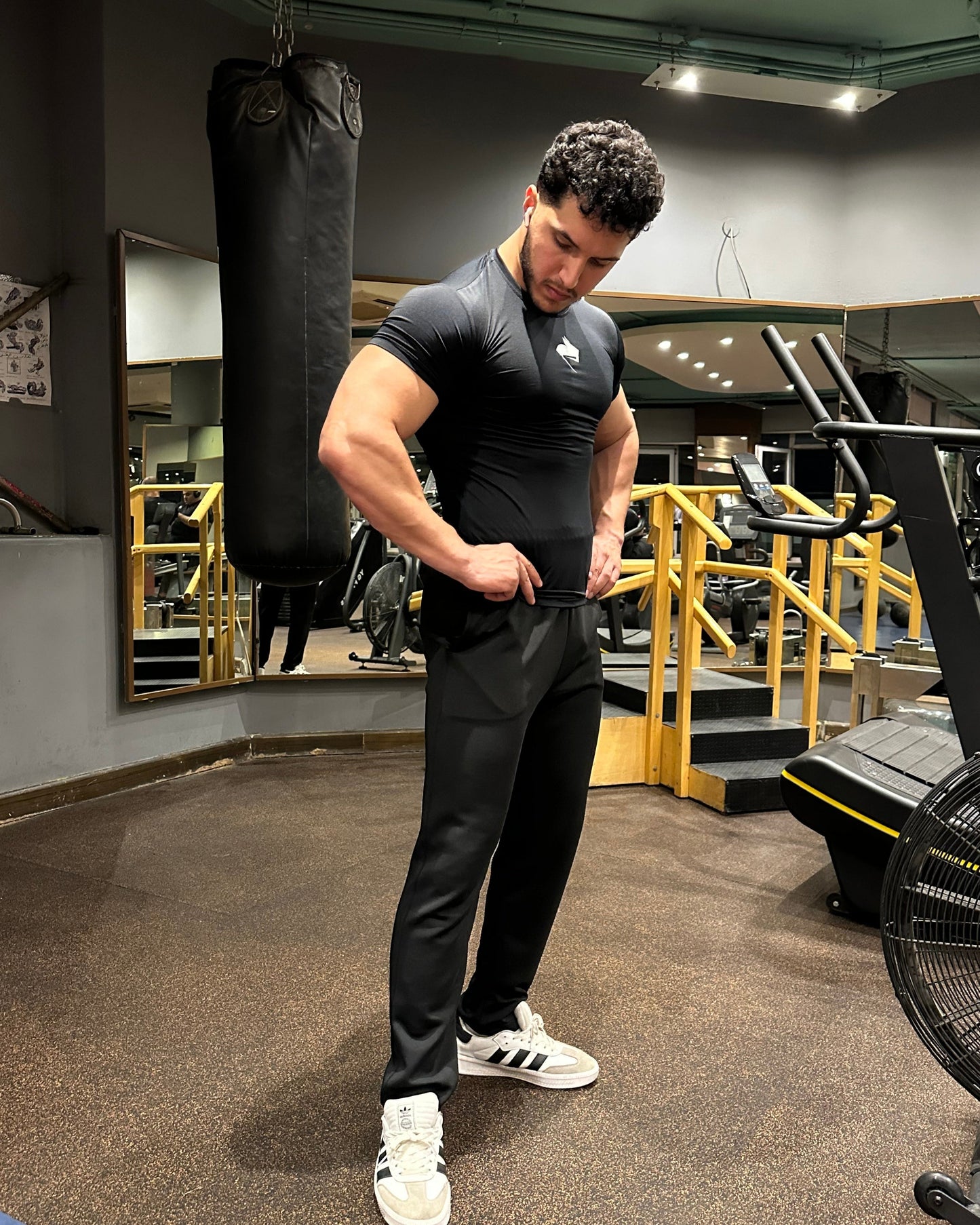 GYMRAT BLACK SWEATPANTS